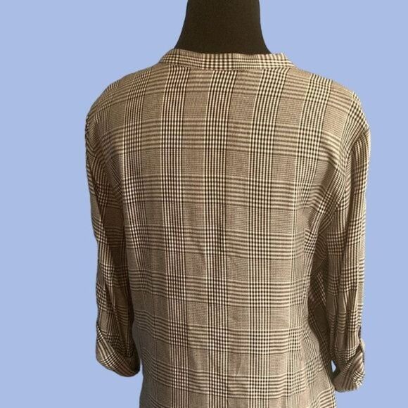 NWT Zara Plaid Open Neck Blouse with Pockets - Picture 11 of 11